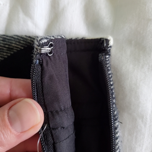 Talbots Boot Skirt Size 6P - Picture 4 of 11